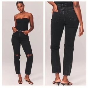 A&F The 90’s Straight Ultra High Rise Jean Black Destroy - 27